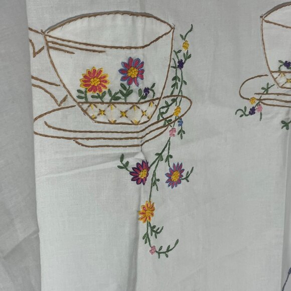 Full White Apron with Blue Gingham Edge and Tea Cup Embroidered Pockets - Picture 5 of 8